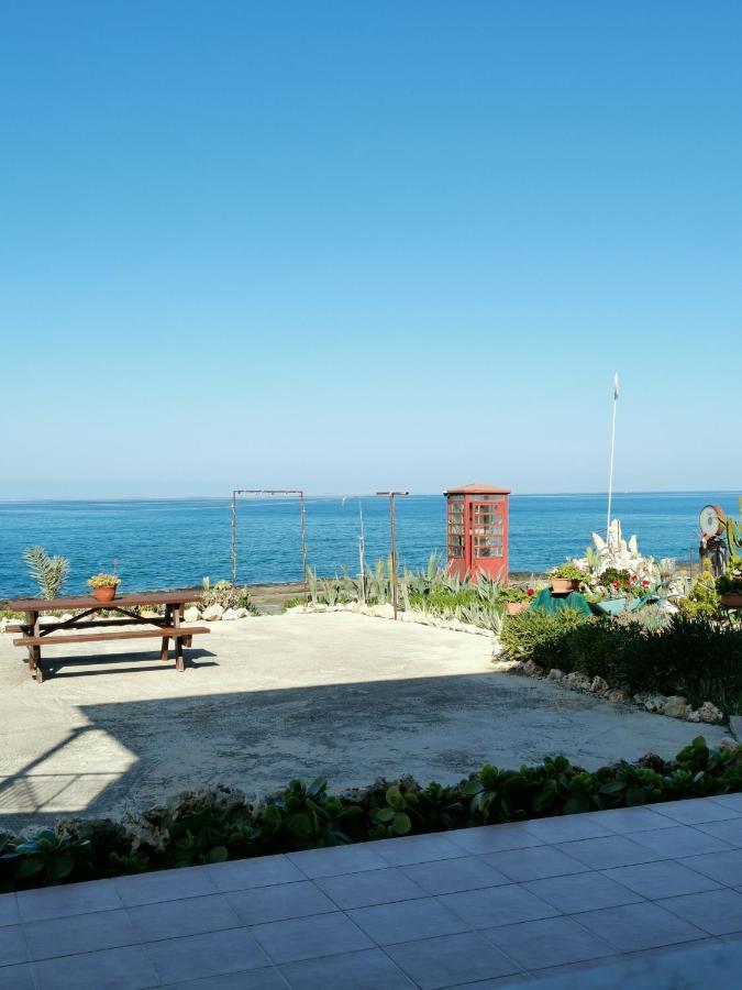 Anastasia Apartment Agia Marina  Exterior photo