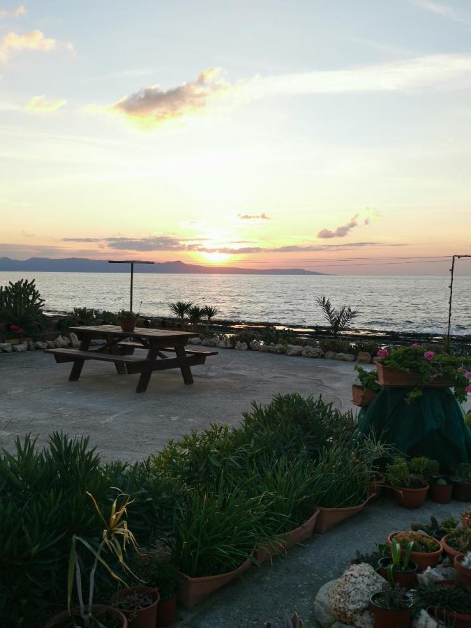 Anastasia Apartment Agia Marina  Exterior photo